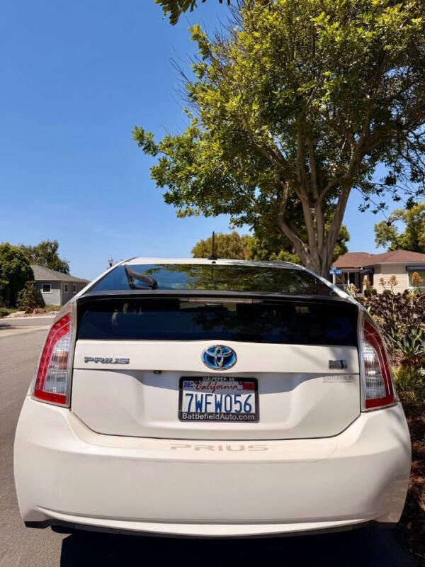 2014 Toyota Prius Three