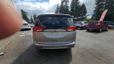 2020 Chrysler Voyager LXi