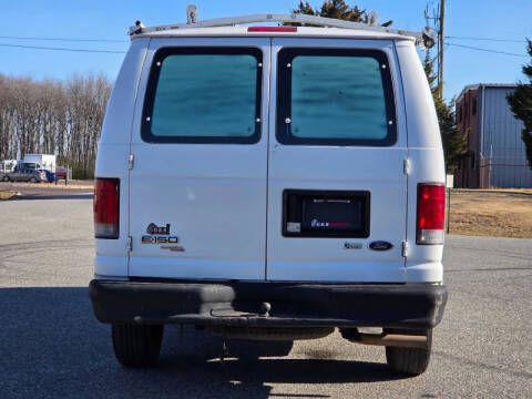 2011 Ford E-Series E-150