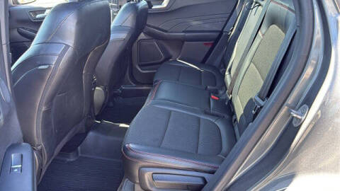 2023 Ford Escape ST-Line Select