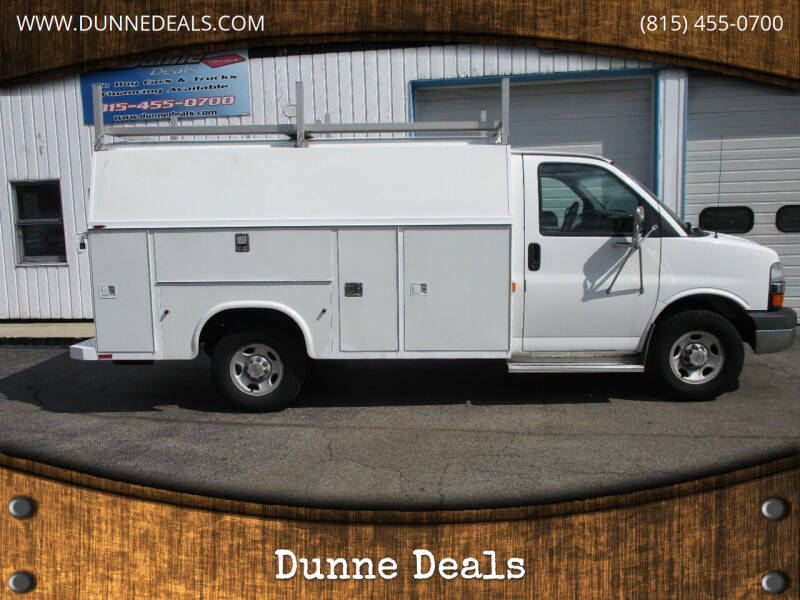 2003 Chevrolet Express for sale at Dunne Deals in Crystal Lake IL