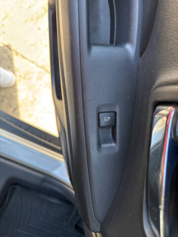 2019 Mitsubishi Outlander SE