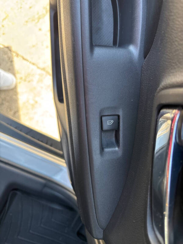 2019 Mitsubishi Outlander SE