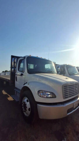 2017 Freightliner M2 106