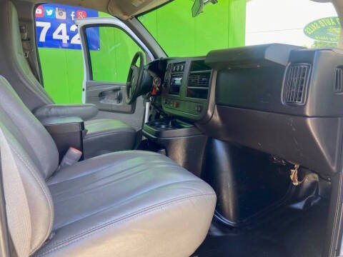 2013 Chevrolet Express 2500