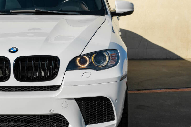 2012 BMW X6 M