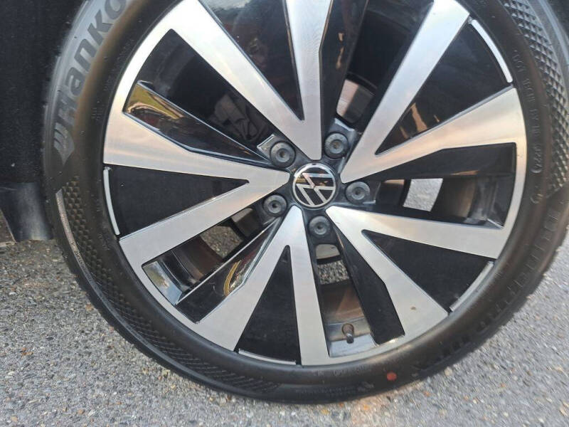 2024 Volkswagen Taos SE