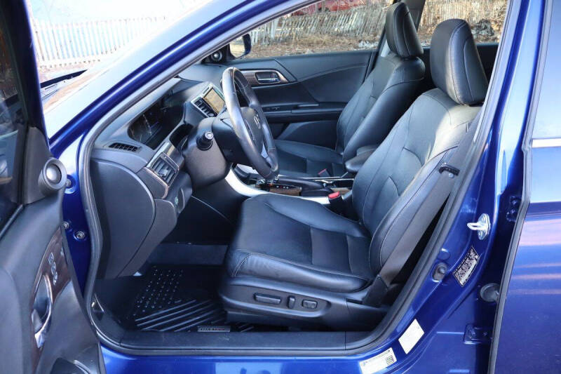 2017 Honda Accord Hybrid EX-L