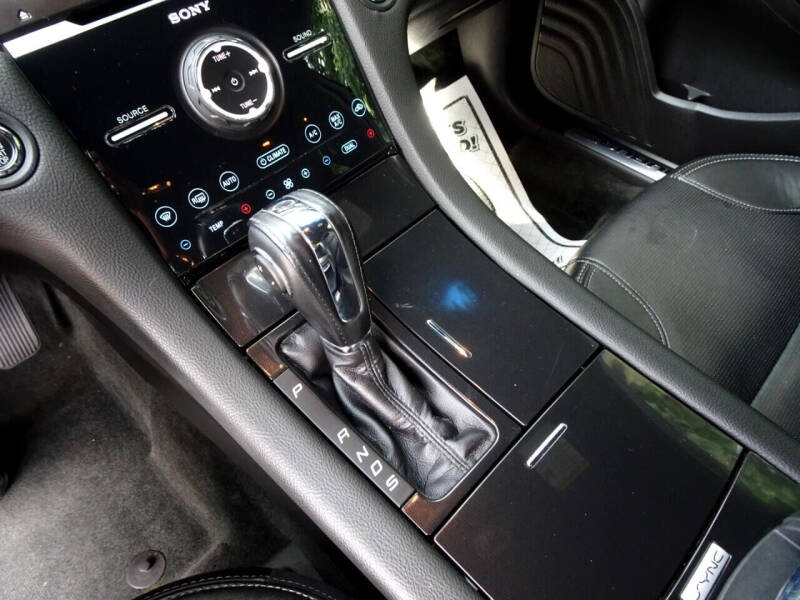 2017 Ford Taurus Limited