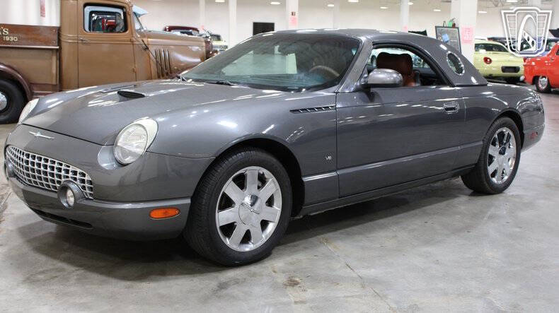 2003 Ford Thunderbird