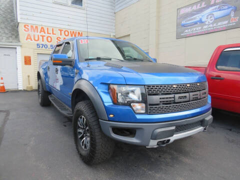 2013 Ford F-150 for sale at Small Town Auto Sales in Hazleton PA