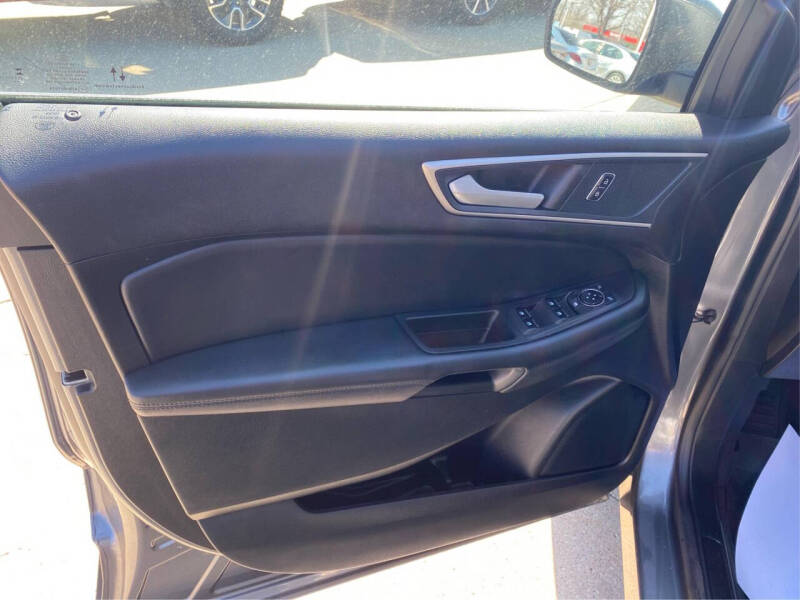 2024 Ford Edge
