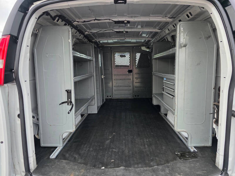 2020 Chevrolet Express 2500