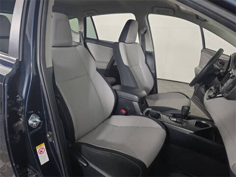 2018 Toyota RAV4 Hybrid LE