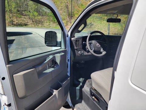 2016 GMC Savana 2500