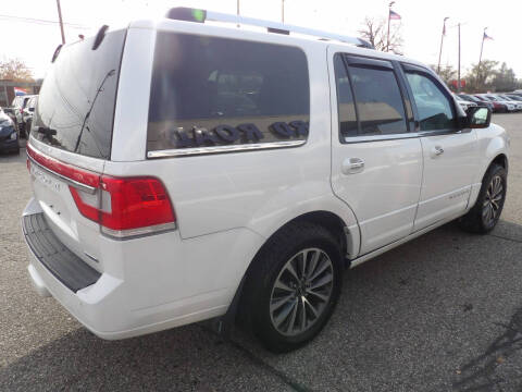 2016 Lincoln Navigator Select