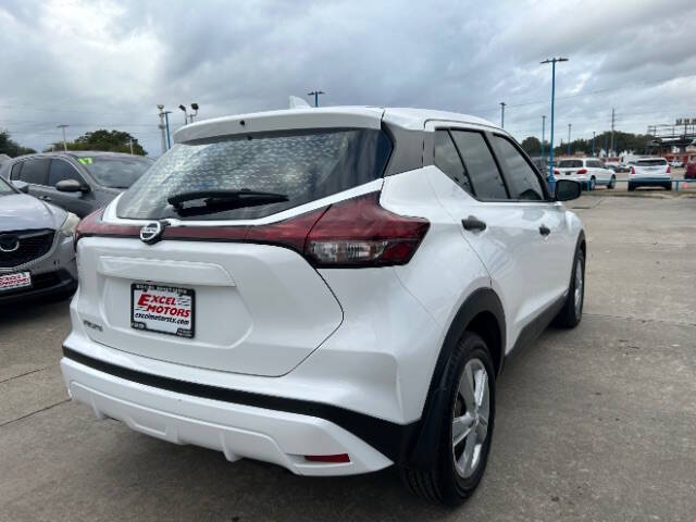 2021 Nissan Kicks S