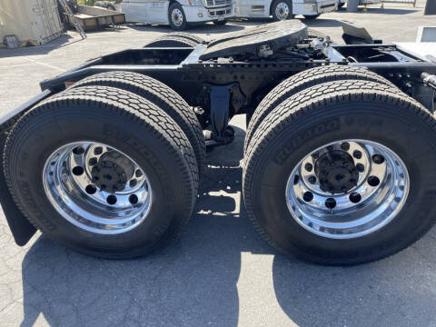 2022 Freightliner Cascadia