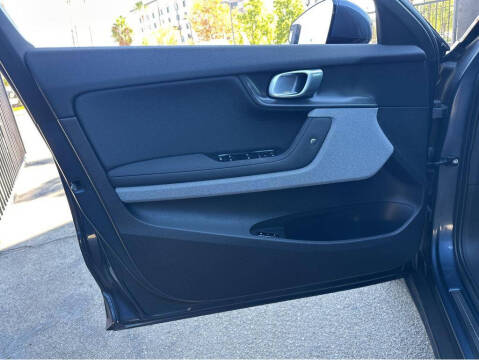 2022 Polestar 2 Long Range Dual Motor