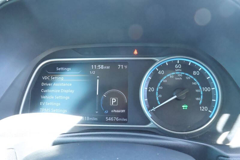 2023 Nissan LEAF S