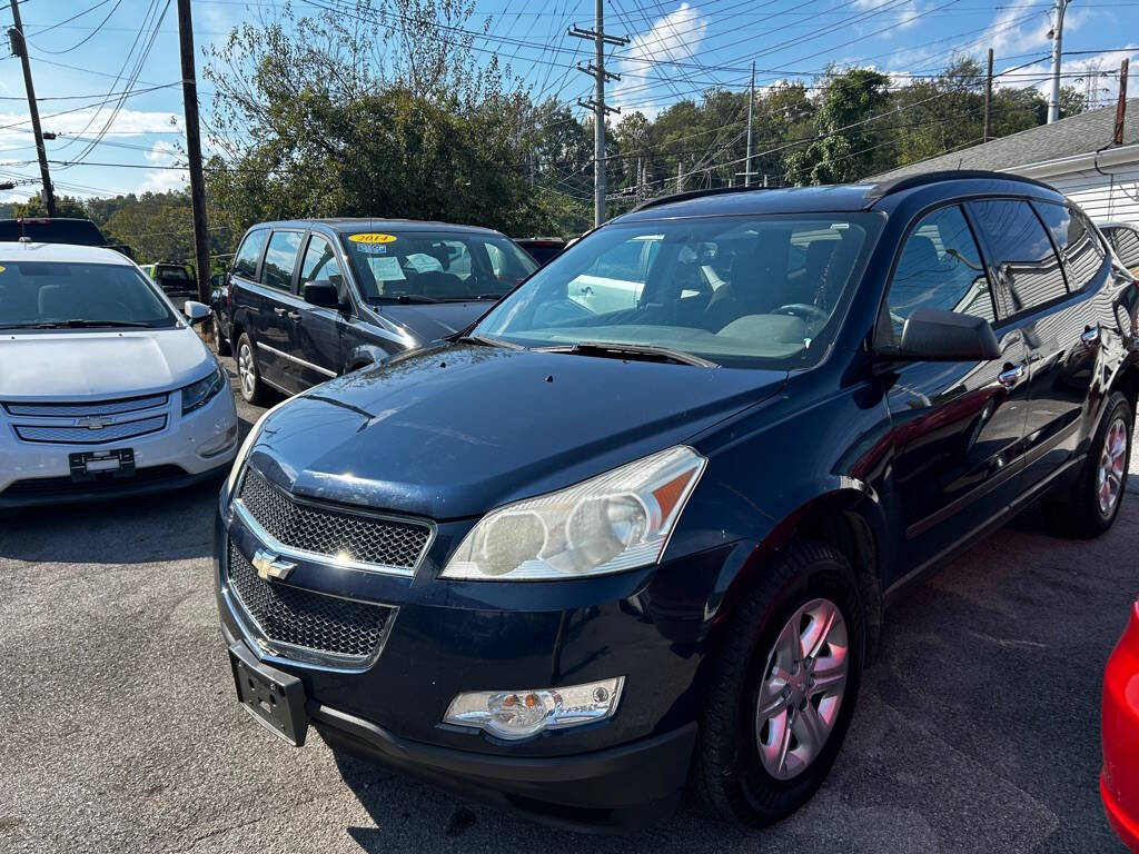 2011 Chevrolet Traverse for sale at Car ConneXion Inc in Knoxville, TN