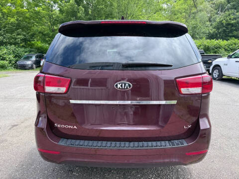 2015 Kia Sedona LX