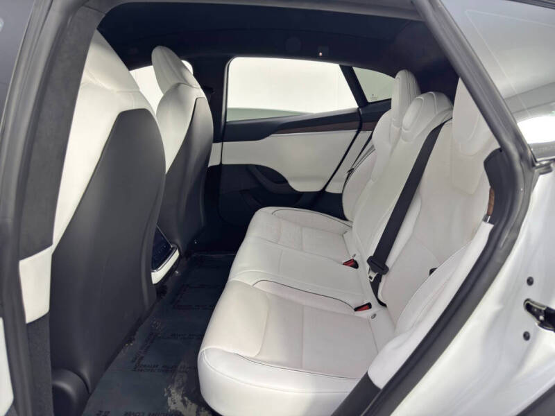 2021 Tesla Model S Plaid