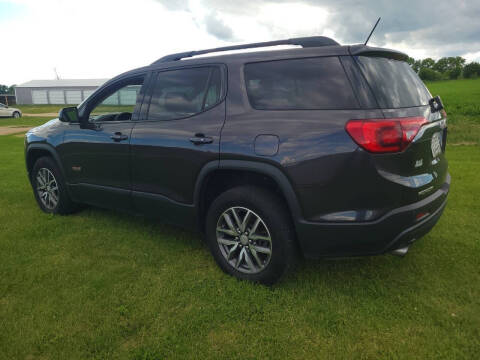 2017 GMC Acadia SLE-2