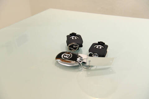 2024 Bentley Bentayga Azure V8