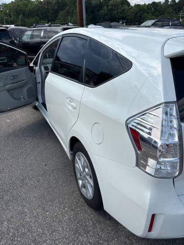 2012 Toyota Prius v Two