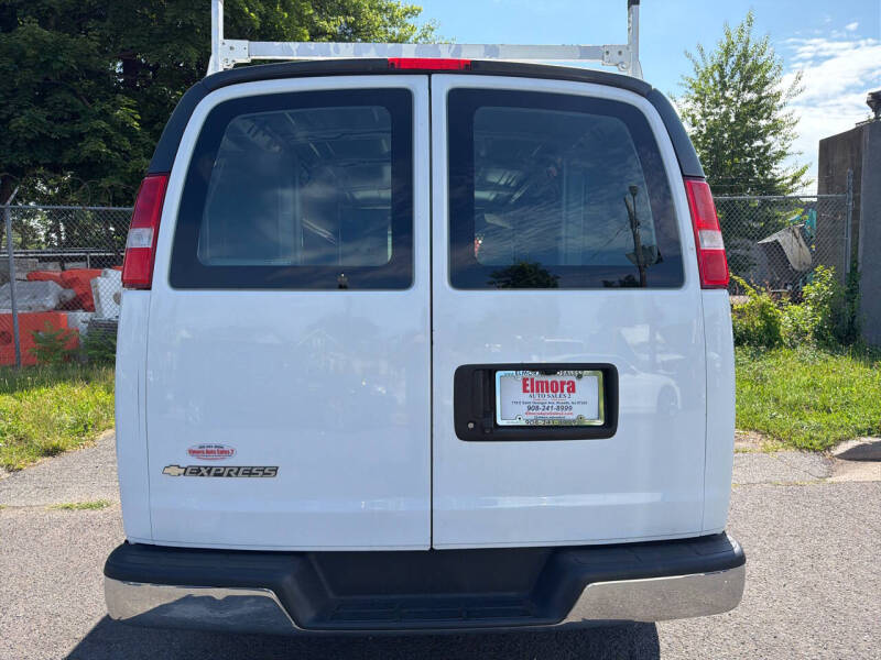 2020 Chevrolet Express 2500