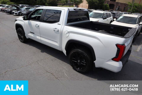 2025 Toyota Tundra Limited HV