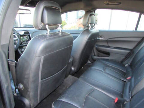 2014 Chrysler 200 Limited