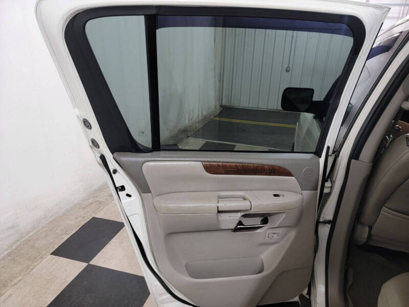 2010 Nissan Armada Titanium