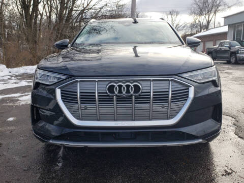 2019 Audi e-tron quattro Prestige