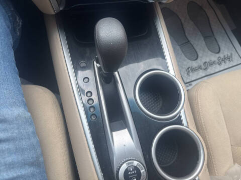 2016 Nissan Pathfinder SL