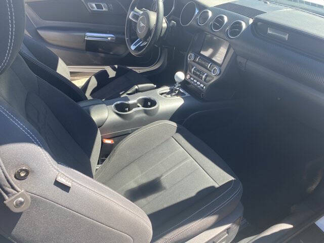 2021 Ford Mustang EcoBoost
