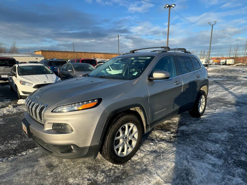 Used 2016 Jeep Cherokee Latitude with VIN 1C4PJMCB7GW305339 for sale in Anchorage, AK