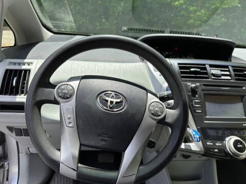 2012 Toyota Prius v