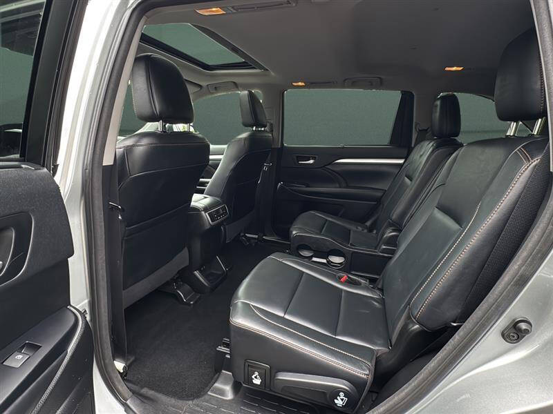 2017 Toyota Highlander