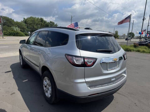 2017 Chevrolet Traverse LS