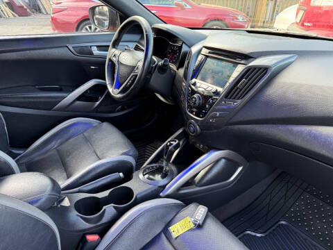 2016 Hyundai Veloster Turbo