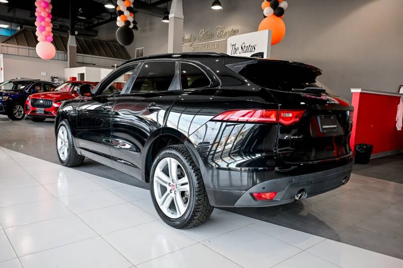 2019 Jaguar F-PACE 25t R-Sport