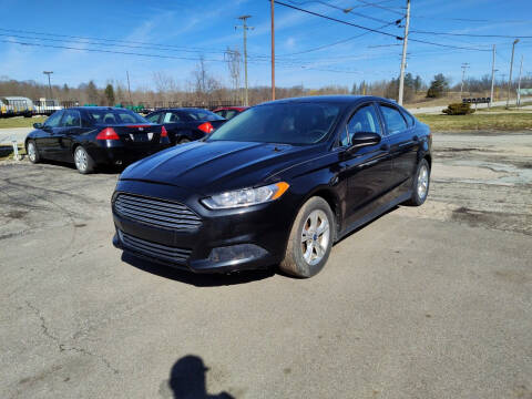 2013 Ford Fusion for sale at RIDE NOW AUTO SALES INC in Medina OH