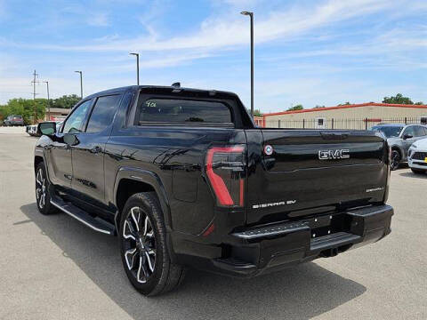 2025 GMC Sierra EV Denali