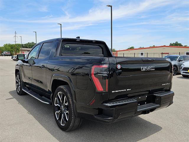 2025 GMC Sierra EV Denali