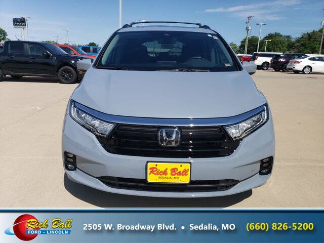 Used 2024 Honda Odyssey Touring with VIN 5FNRL6H89RB060059 for sale in Kansas City