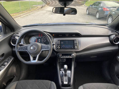 2020 Nissan Kicks SV