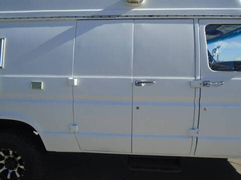 1985 Ford E-350 Super