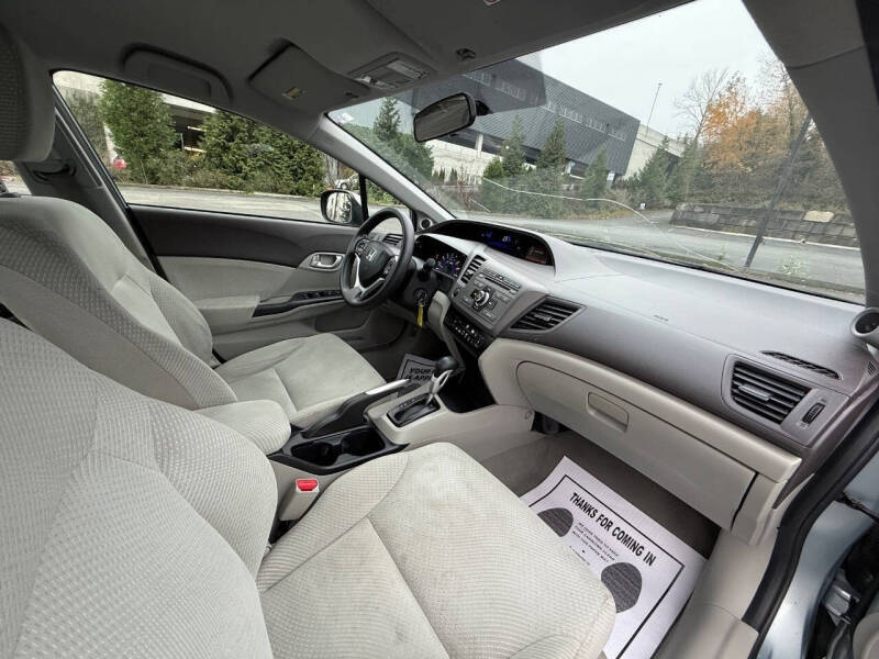 2012 Honda Civic Hybrid w/Navi